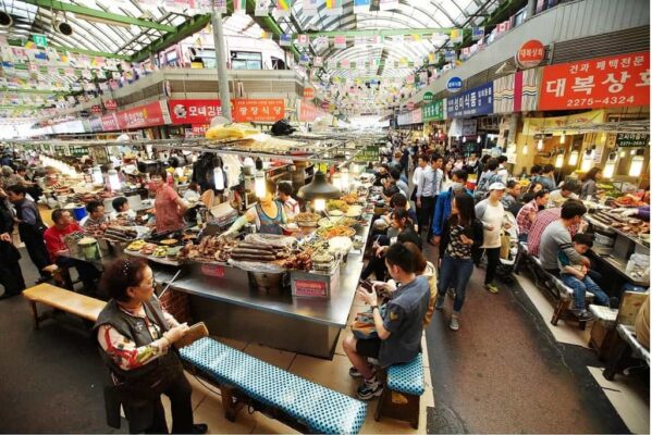 mua sắm và ăn uống hàn quốc